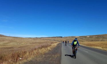 Bicycle tour cycling trip bike tour MTB mountain bike journey Georgia Tbilisi Batumi Caucasus road landscape Tsalka Paravani Vardzia Borjomi Abastumani Guria Black Sea Kaukasus-Reisen small group individual book proposal route guide