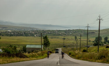 Bicycle tour cycling trip bike tour MTB mountain bike journey Georgia Tbilisi Batumi Caucasus road landscape Tsalka Paravani Vardzia Borjomi Abastumani Guria Black Sea Kaukasus-Reisen small group individual book proposal route guide