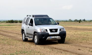 Rental car 4x4 Nissan Xterra