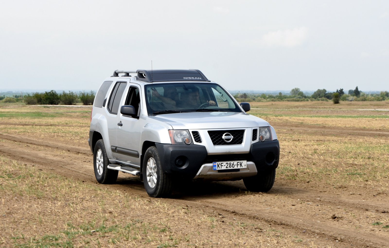 Rental car 4x4 Nissan Xterra