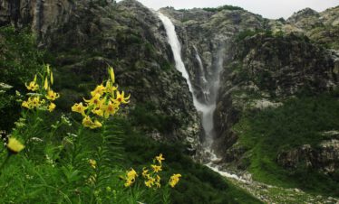 Hiking tour Svaneti Georgia with Kaukasus-Reisen