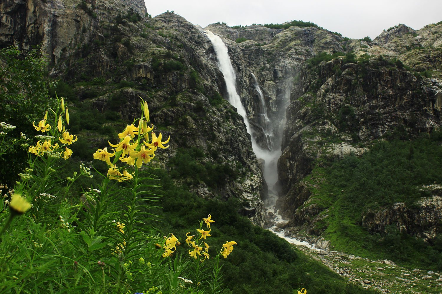 Hiking tour Svaneti Georgia with Kaukasus-Reisen